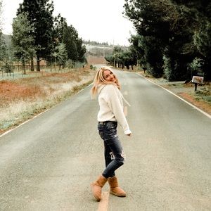 Meet your Posher, Carly